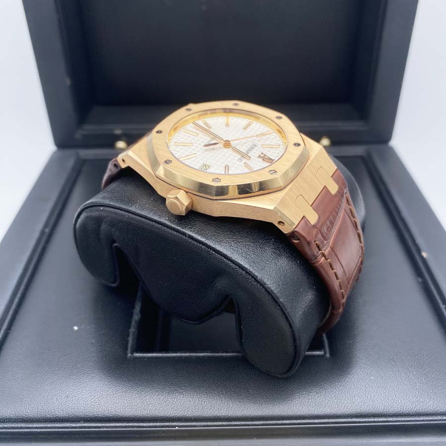Audemars Piguet Royal Oak 39mm 15300OR.OO.D088CR.02 White Dial Pre-Owned
