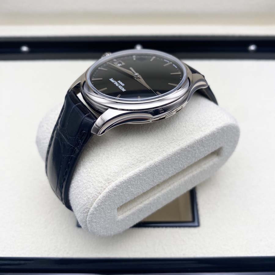 Patek Philippe Calatrava 39mm 5227G Black Dial