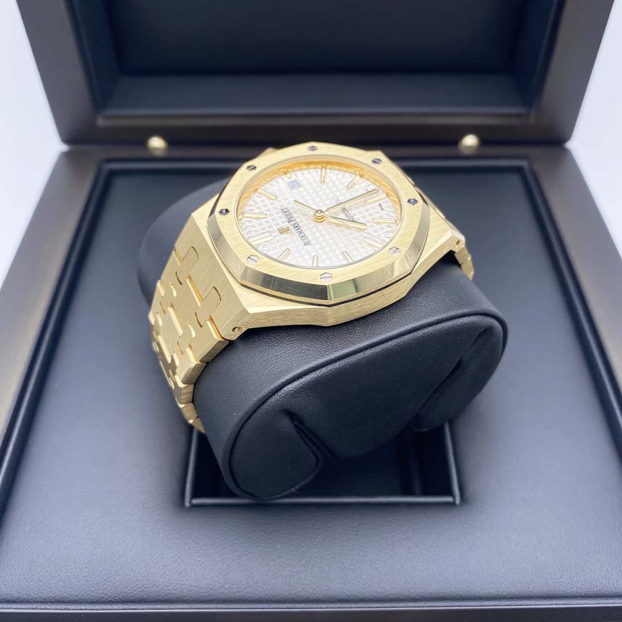 Audemars Piguet Royal Oak 37mm 15450BA Silver Dial Pre-Owned