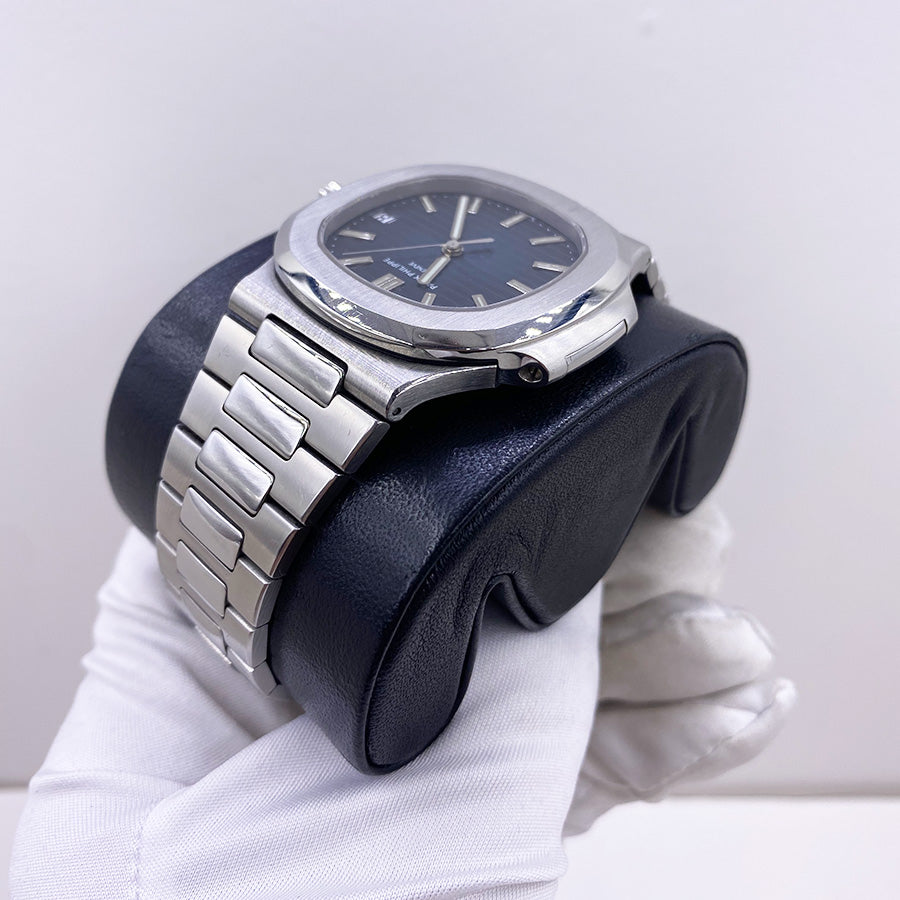 Patek Philippe Nautilus 40mm 5711/1A Blue Dial Pre-Owned