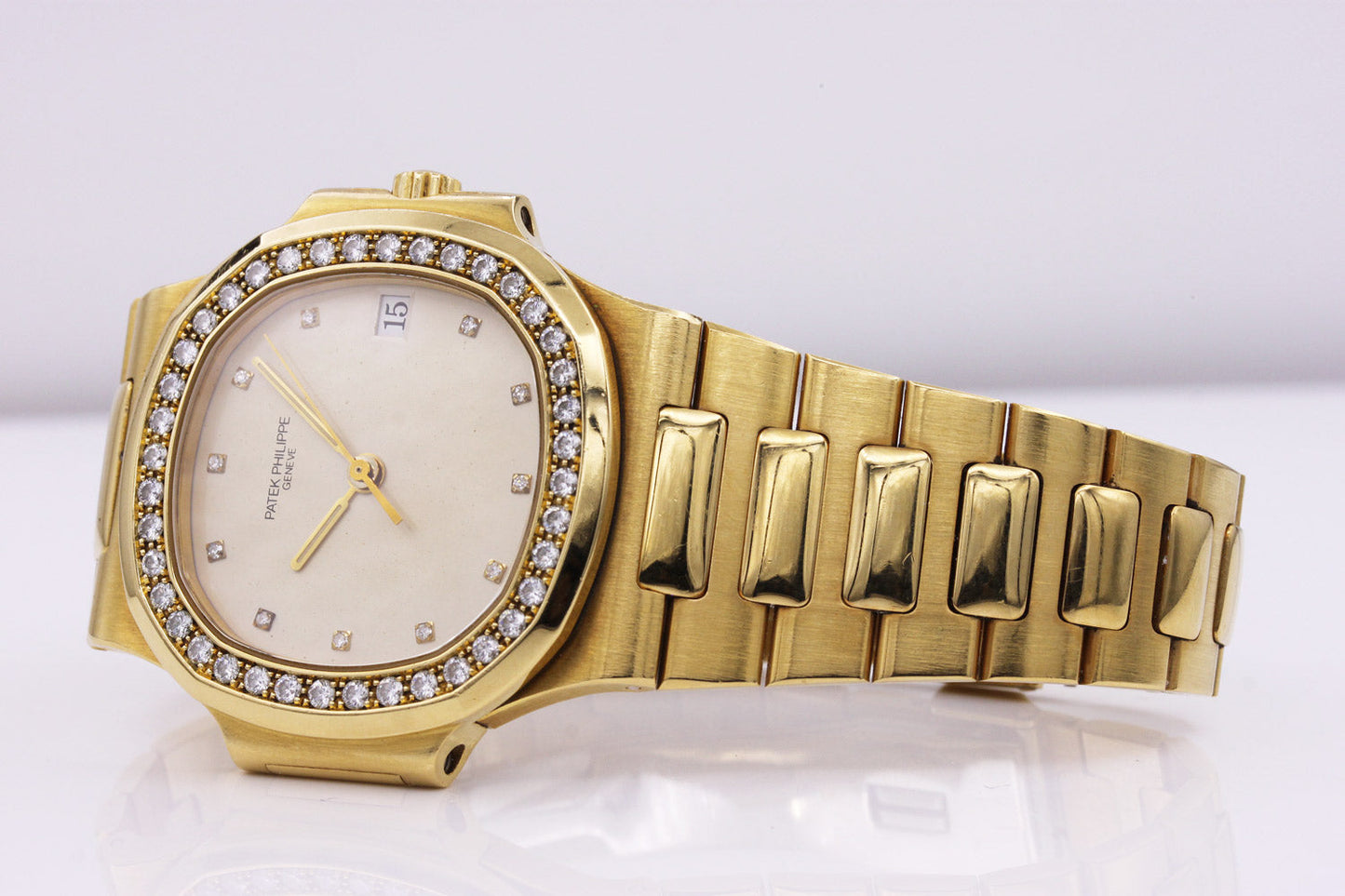 Patek Philippe Nautilus 3800J/003 Factory Diamond Set Dial / Bezel 37mm Cream Dial Pre-Owned