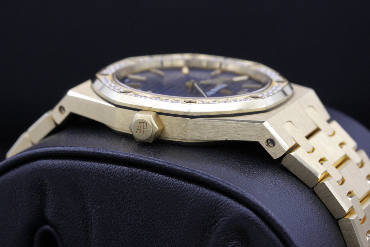 Audemars Piguet Royal Oak Quartz 33mm 67651BA Blue Dial Pre-Owned