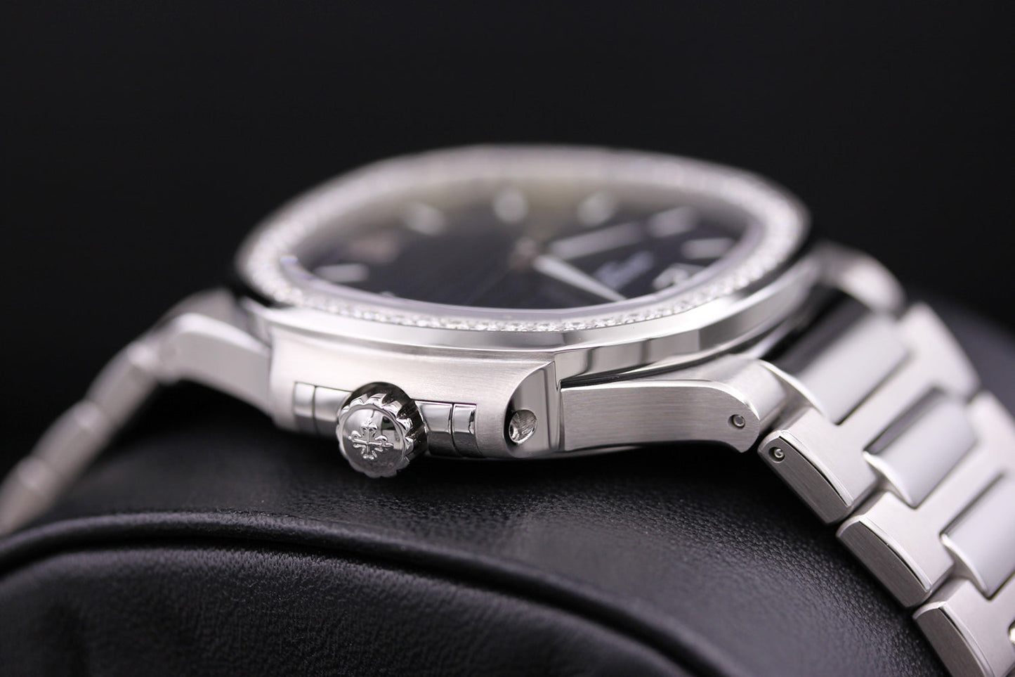 Patek Philippe Nautilus 35mm 7118/1200A Blue Dial