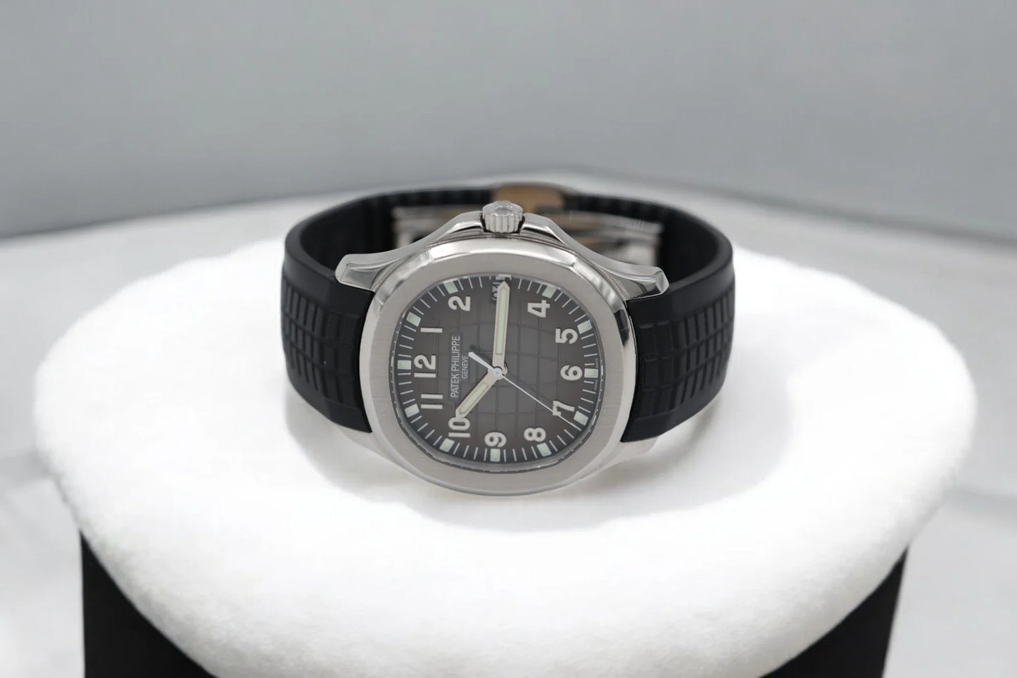 Patek Philippe - Aquanaut - Black Dial - 5167A - 2011