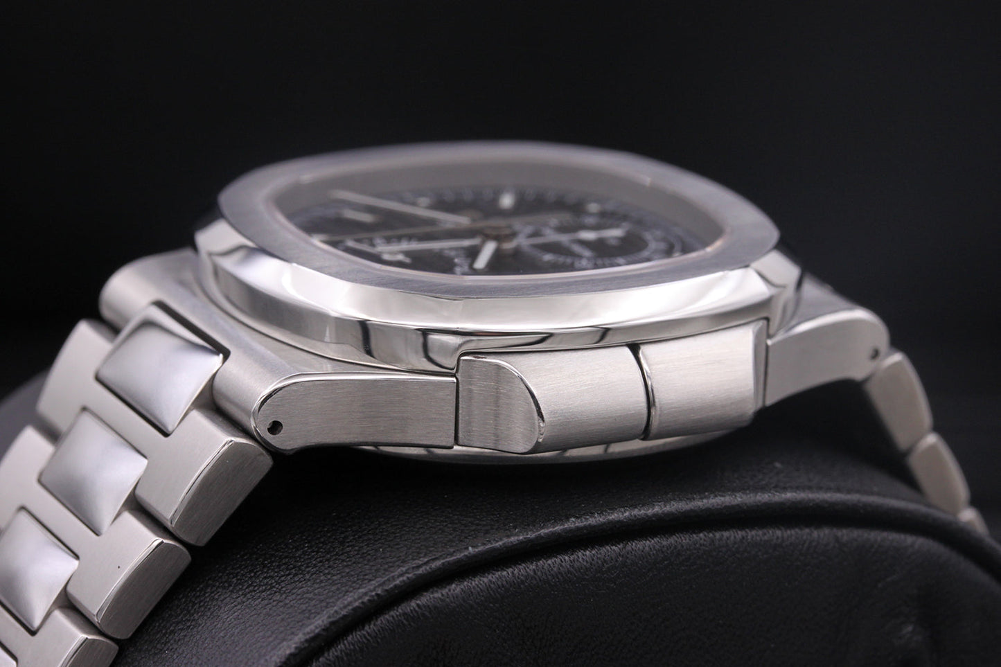 Patek Philippe Nautilus Travel Time Chronograph 40mm 5990/1A Black Dial Pre-Owned