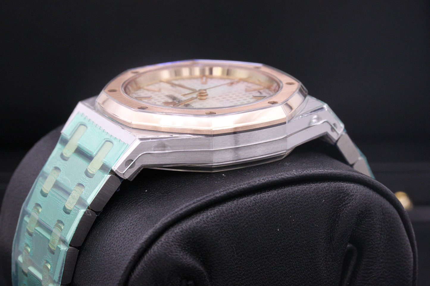 Audemars Piguet Royal Oak 34mm 77350SR Silver Dial