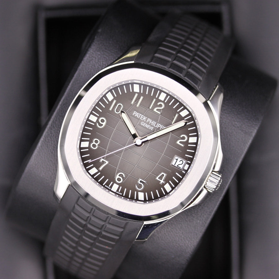 Patek Philippe Aquanaut 40mm 5167A-001 Black Dial Pre-Owned