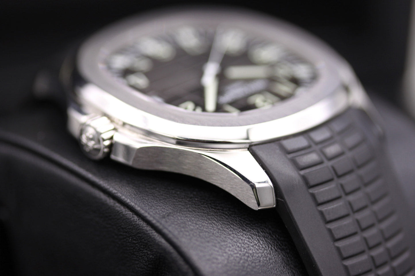 Patek Philippe Aquanaut 40mm 5167A-001 Black Dial Pre-Owned