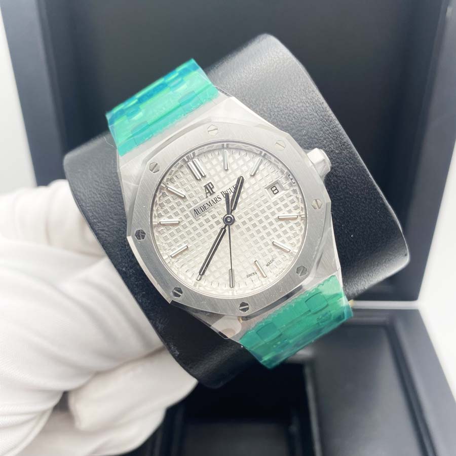 Audemars Piguet Royal Oak 34mm 77350ST Silver Dial