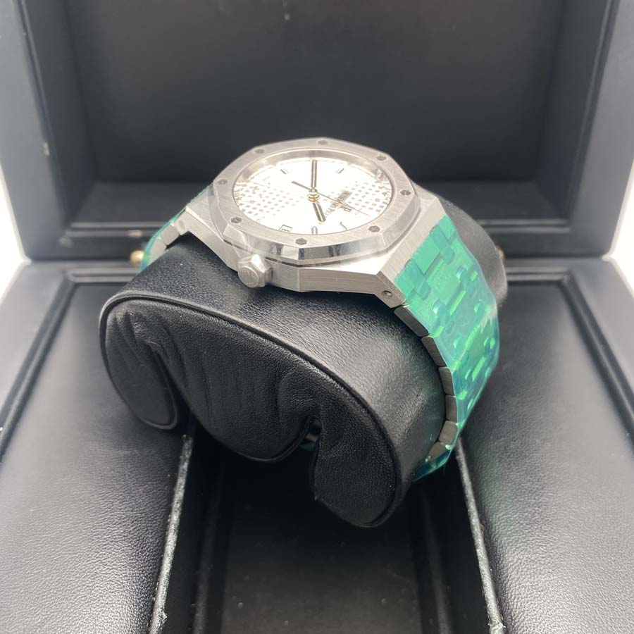 Audemars Piguet Royal Oak 34mm 77350ST Silver Dial