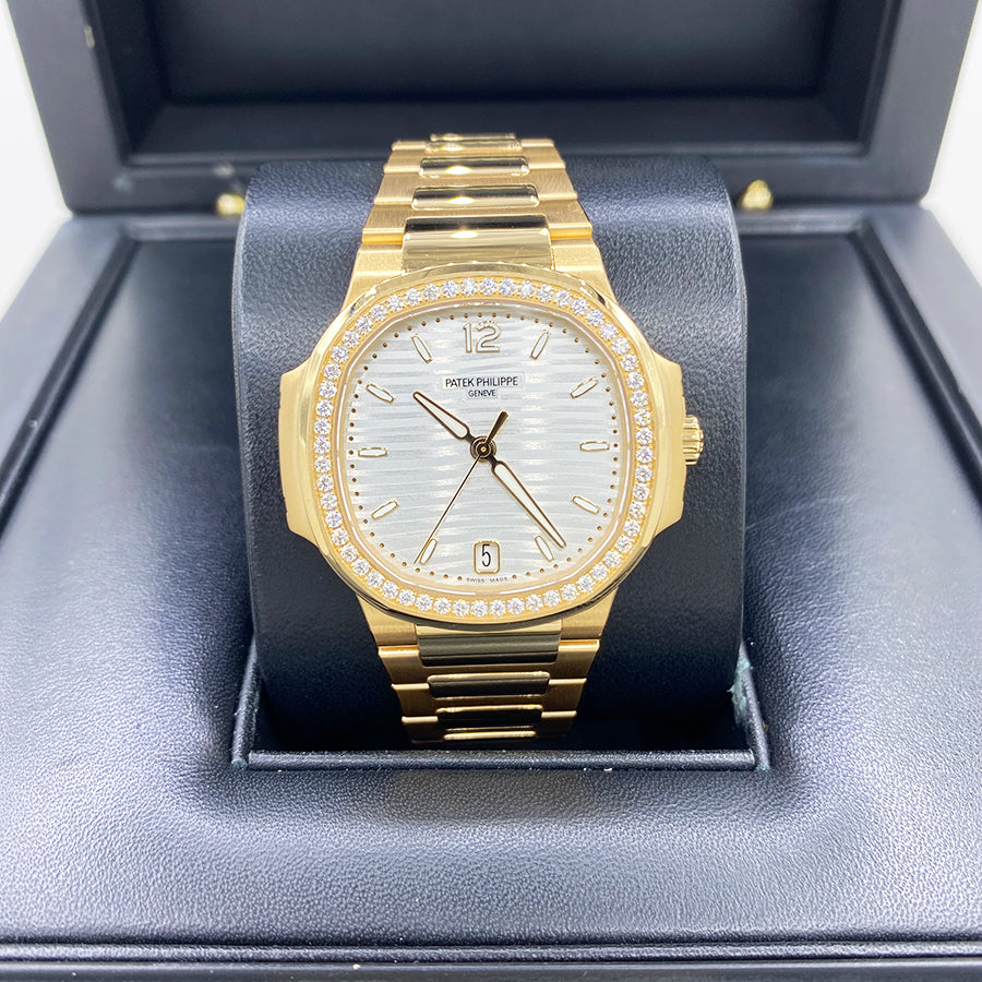 Patek Philippe Nautilus 35mm 7118/1200R Silver Dial