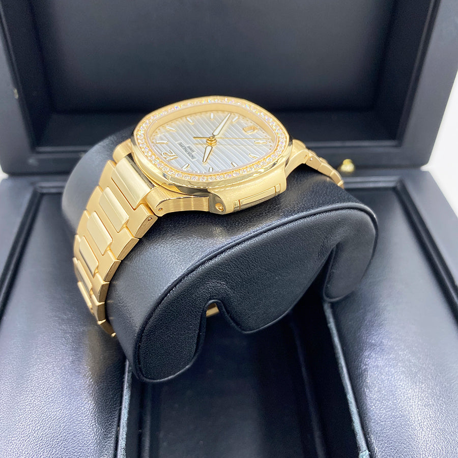 Patek Philippe Nautilus 35mm 7118/1200R Silver Dial