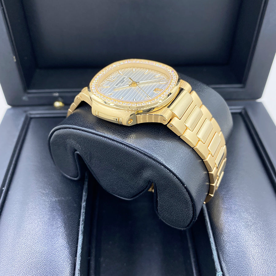 Patek Philippe Nautilus 35mm 7118/1200R Silver Dial