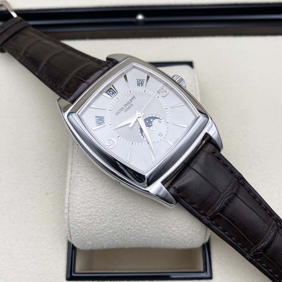 Patek Philippe Gondolo Annual Calendar Calendario White Dial 5135g-001 Pre-Owned