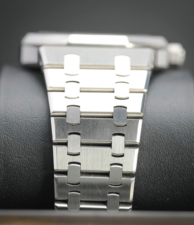 Audemars Piguet Royal Oak Stainless Steel 15300ST