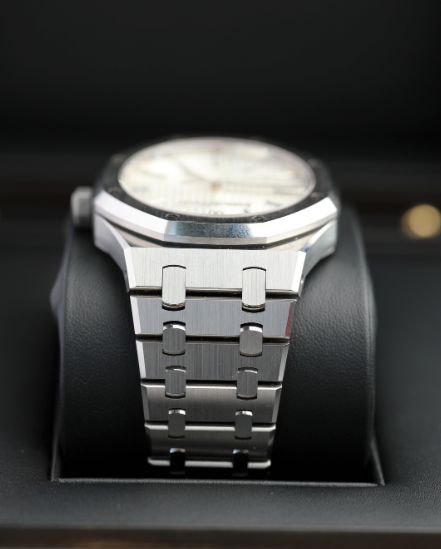 Audemars Piguet Royal Oak 41mm Silver Dial Stainless Steel 15510ST.OO.1320ST.08