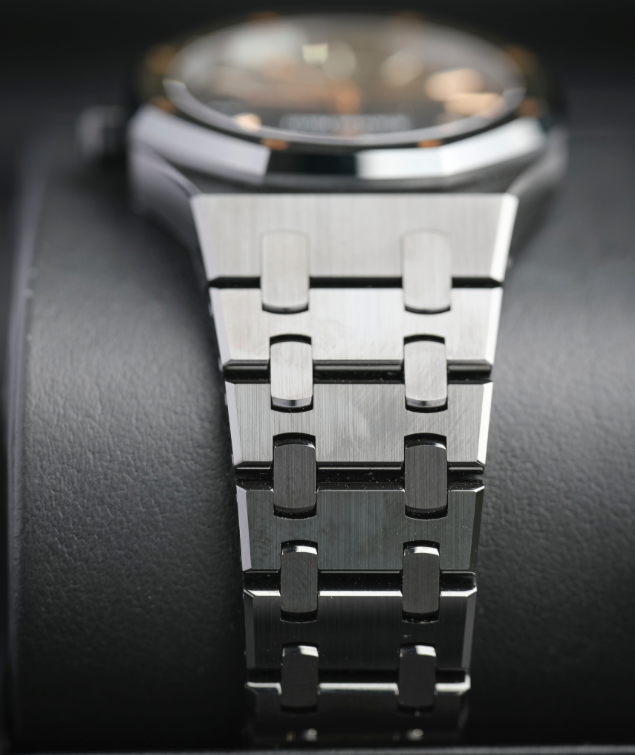 Audemars Piguet Royal Oak 34mm Black Dial Black Ceramic 77350CE.OO.1266CE.01.A