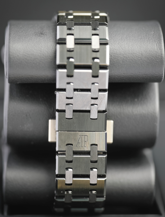 Audemars Piguet Royal Oak 34mm Black Dial Black Ceramic 77350CE.OO.1266CE.01.A