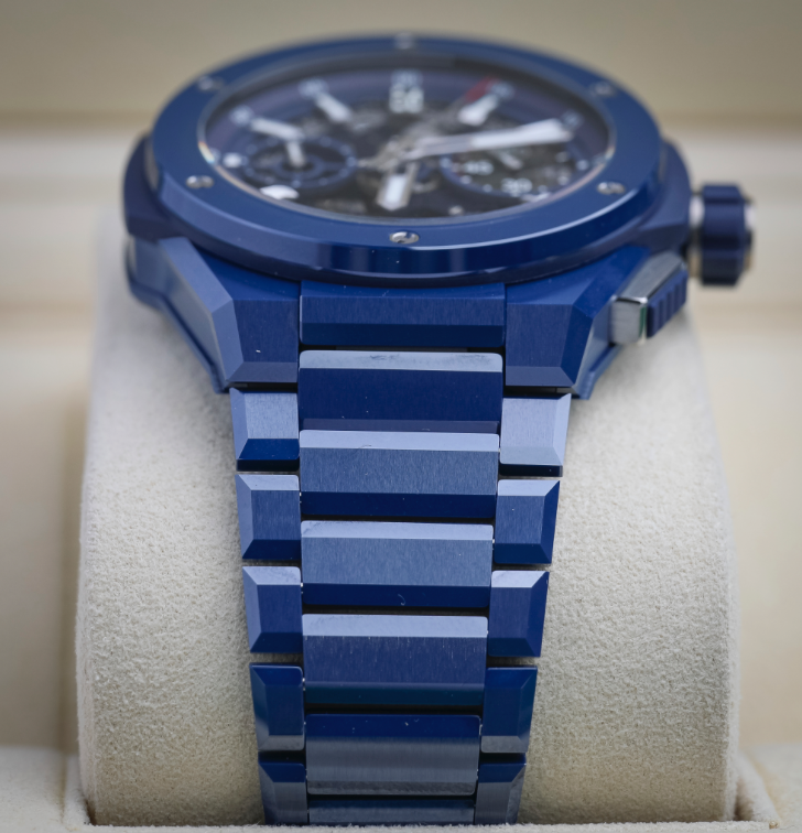HUBLOT Big Bang Integrated Blue Ceramic 42 mm Transparent Dial Polished Blue Ceramic Bracelet 451.EX.5123.EX