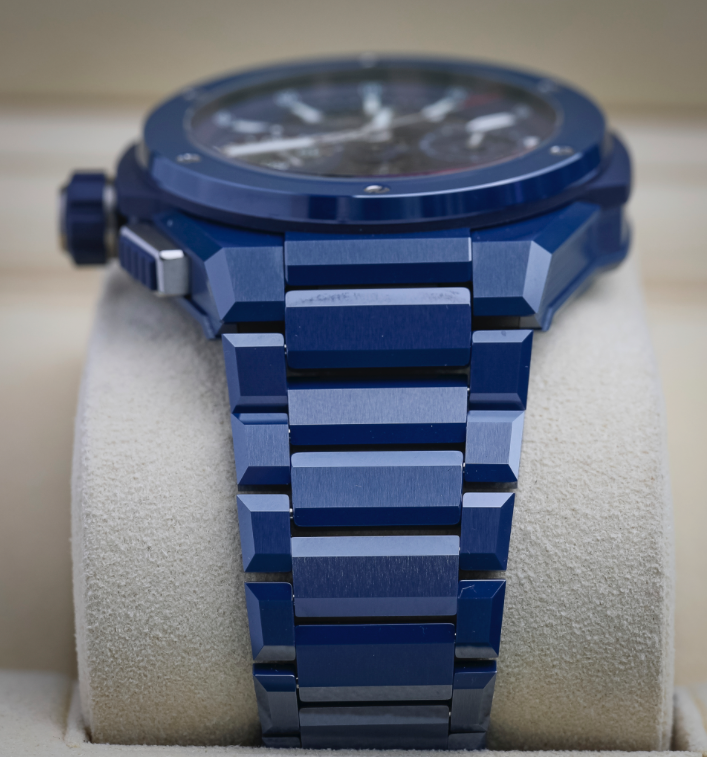 HUBLOT Big Bang Integrated Blue Ceramic 42 mm Transparent Dial Polished Blue Ceramic Bracelet 451.EX.5123.EX