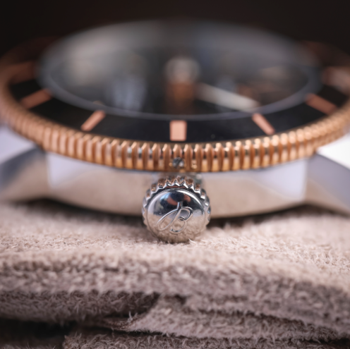 Breitling Superocean Heritage B20 Automatic 44 mm Black Dial Stainless Steel & 18K Red Gold Bracelet UB2030121B1A1