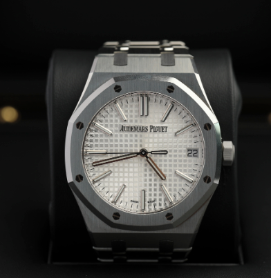 Audemars Piguet Royal Oak 41mm White Dial Stainless Steel 15500ST.OO.1220ST.04