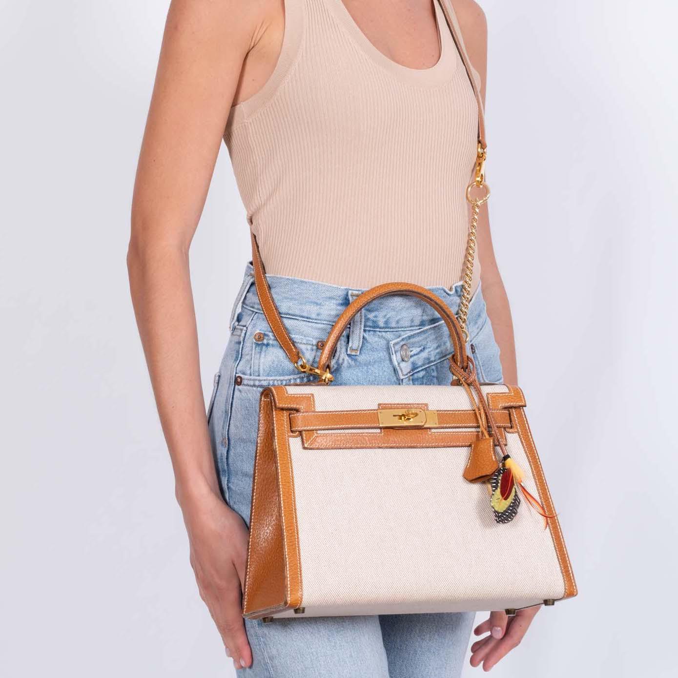 Vintage Hermès Kelly 28 Sellier Naturel & Écru Toile H and Peau Porc Gold Hardware