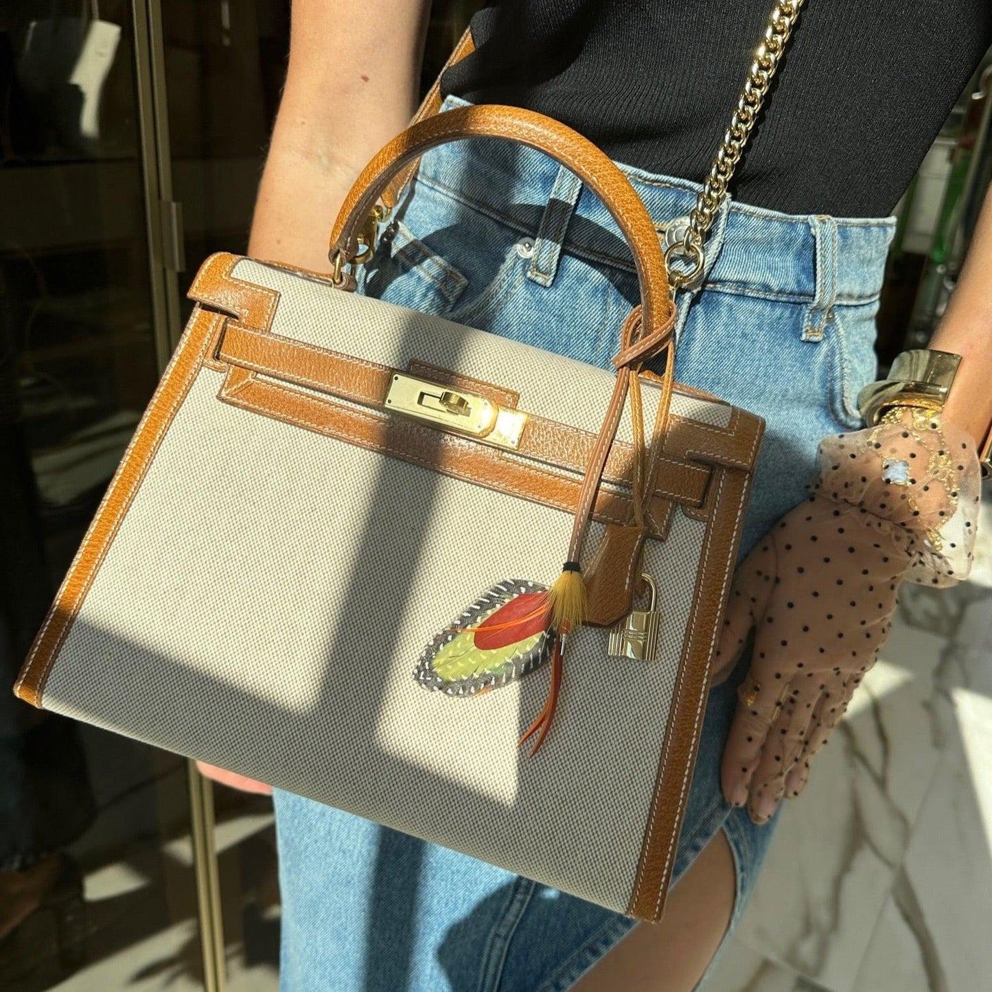 Vintage Hermès Kelly 28 Sellier Naturel & Écru Toile H and Peau Porc Gold Hardware