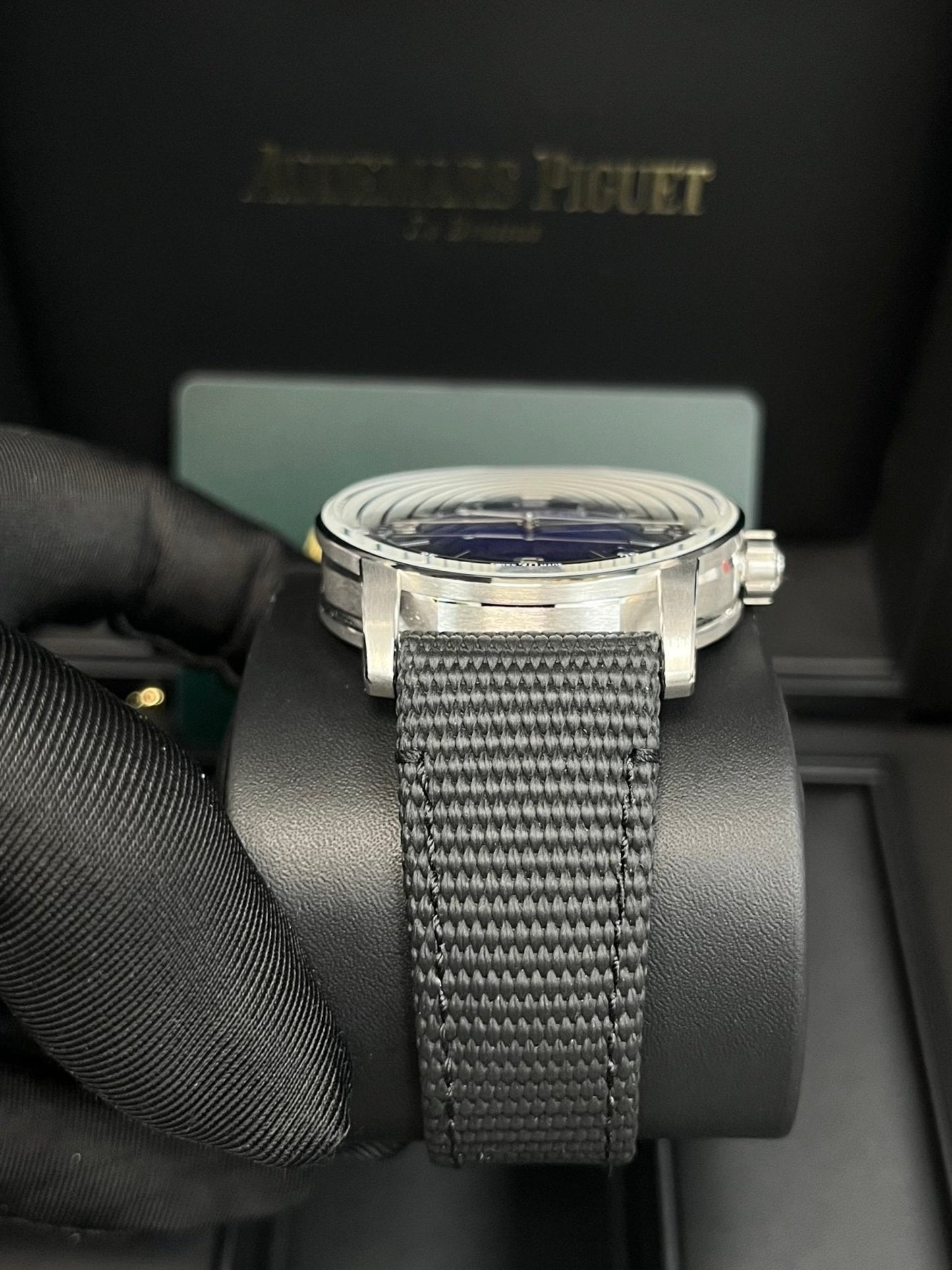 Audemars Piguet CODE 11.59 SELFWINDING (Ref. 15210BC.OO.A002KB.01)