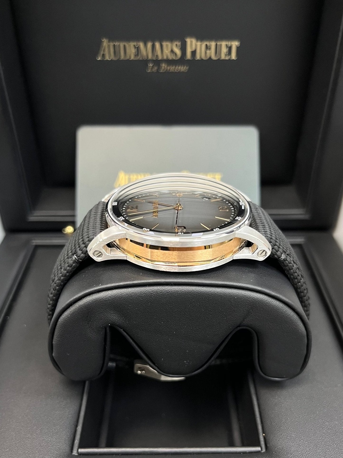 Audemars Piguet CODE SELFWINDING Two Tone 11.59 REF#(15210CR.OO.A002KB.01)