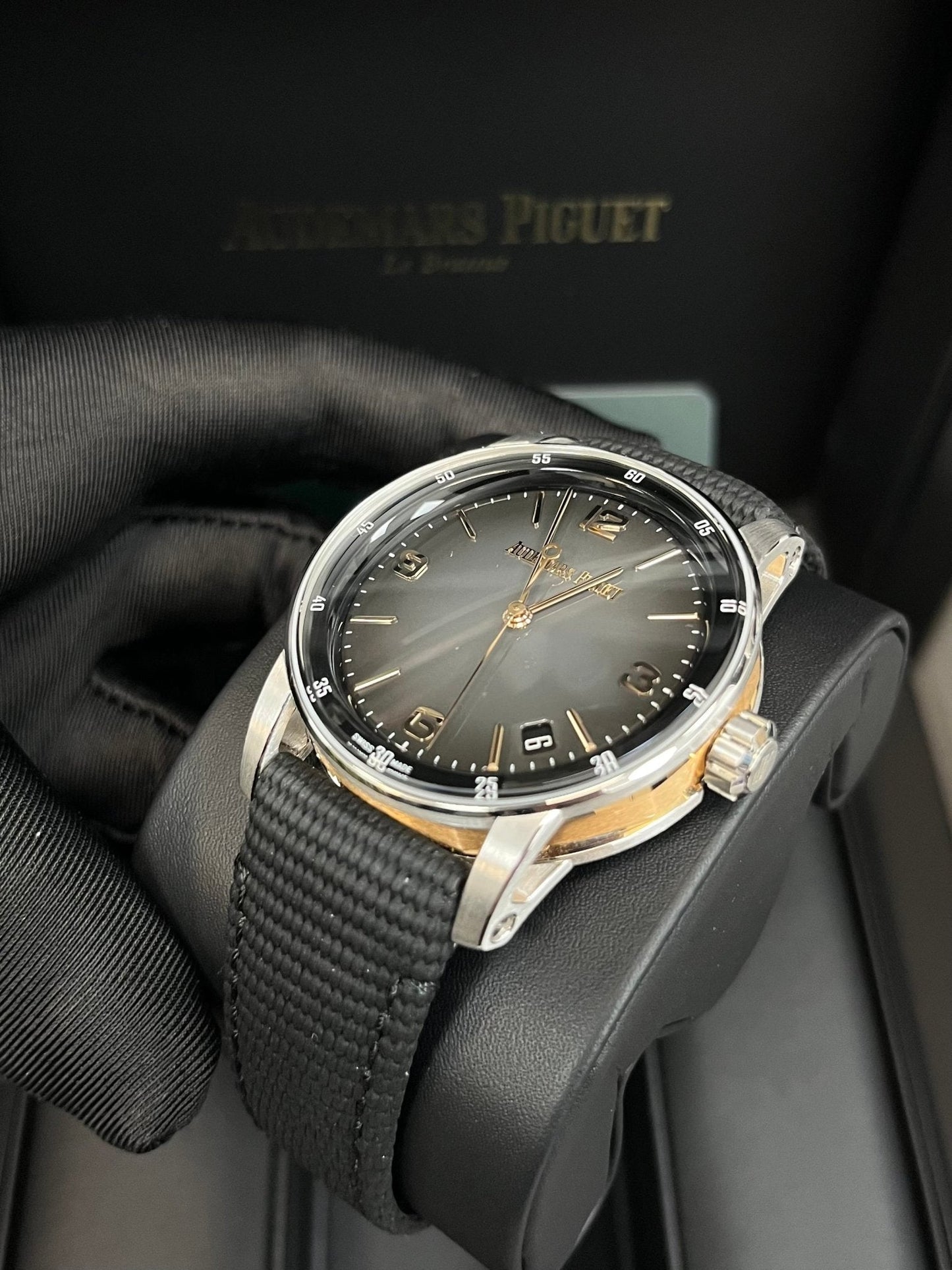 Audemars Piguet CODE SELFWINDING Two Tone 11.59 REF#(15210CR.OO.A002KB.01)