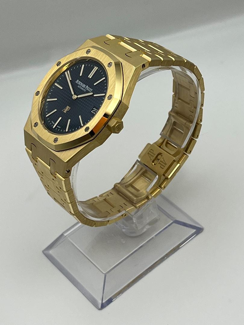 Audemars Piguet Royal Oak 15202BA.OO.1240BA.01 'Jumbo' Extra Thin Yellow Gold Blue Dial (2021)