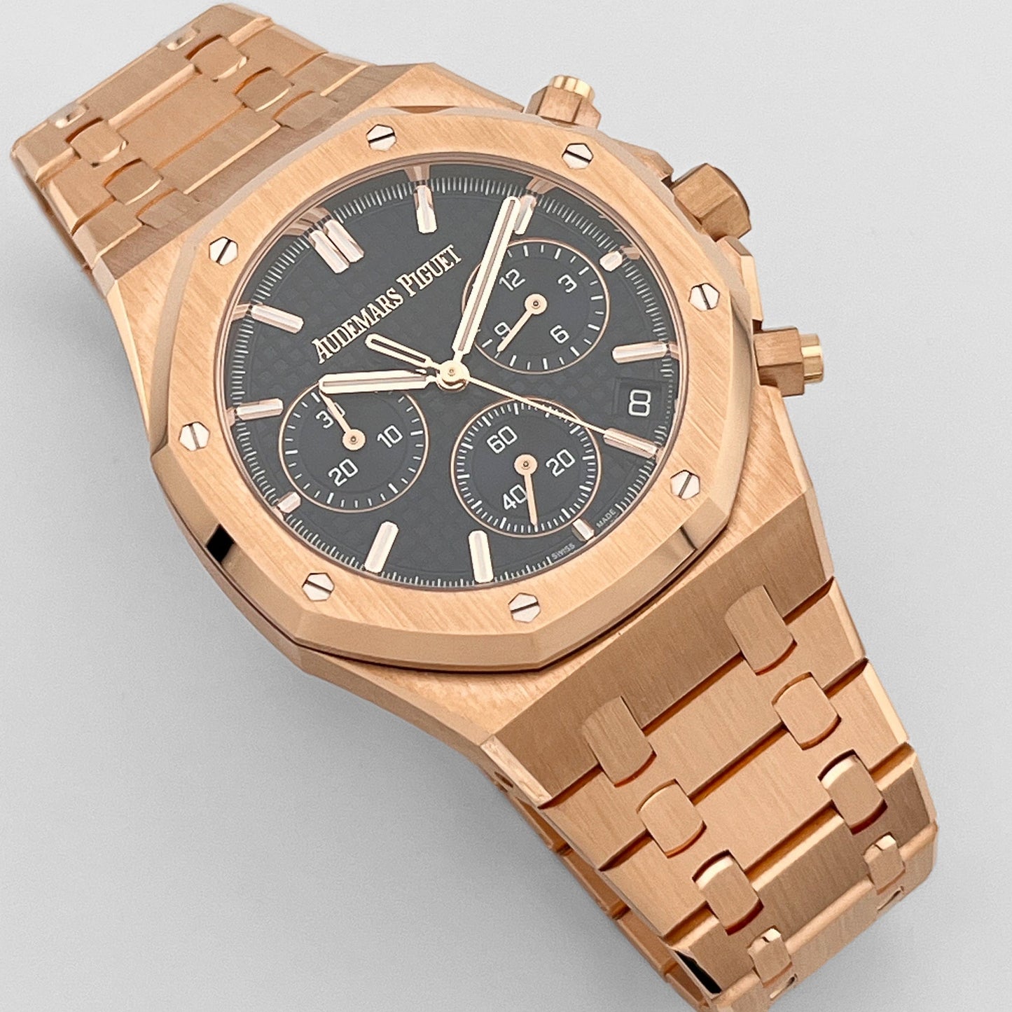Audemars Piguet Royal Oak 26240OR.OO.1320OR.05 Selfwinding Chronograph Blue Dial
