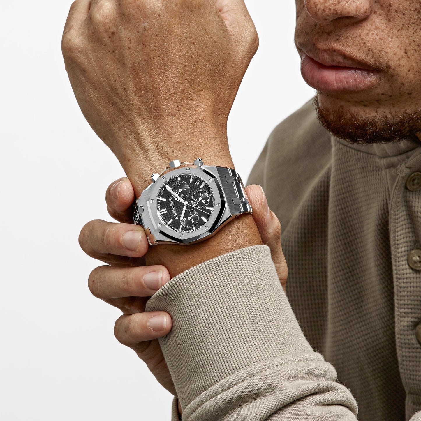 Audemars Piguet Royal Oak 26240ST.OO.1320ST.06 Selfwinding Chronograph Stainless Steel Black Dial