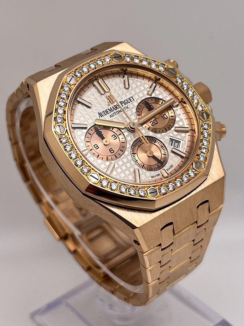 Audemars Piguet Royal Oak 26315OR.ZZ.1256OR.01 Chronograph Rose Gold Silver Dial Diamond Bezel (2021)