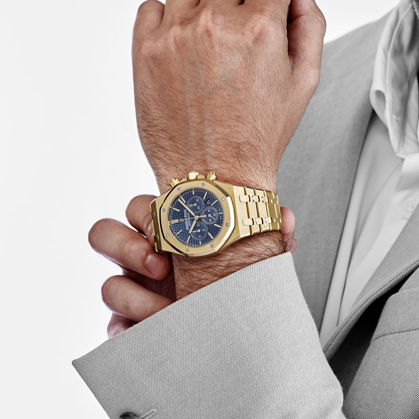 Audemars Piguet Royal Oak 26320BA.OO.1220BA.02 Chronograph Yellow Gold Blue Dial (2016)