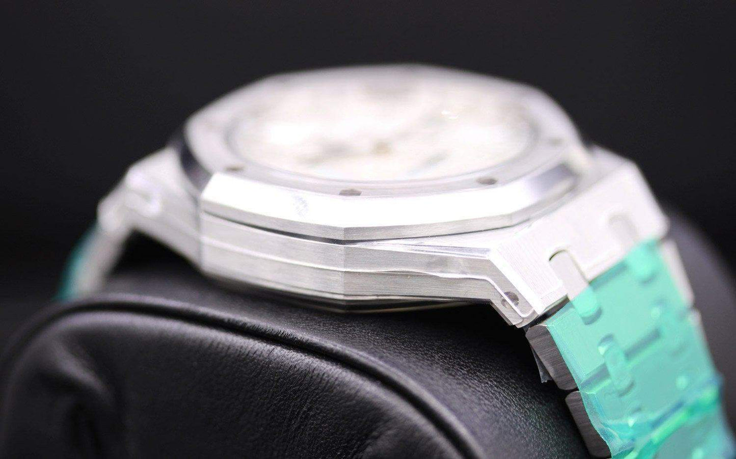 Audemars Piguet Royal Oak 37mm 15450ST White Dial