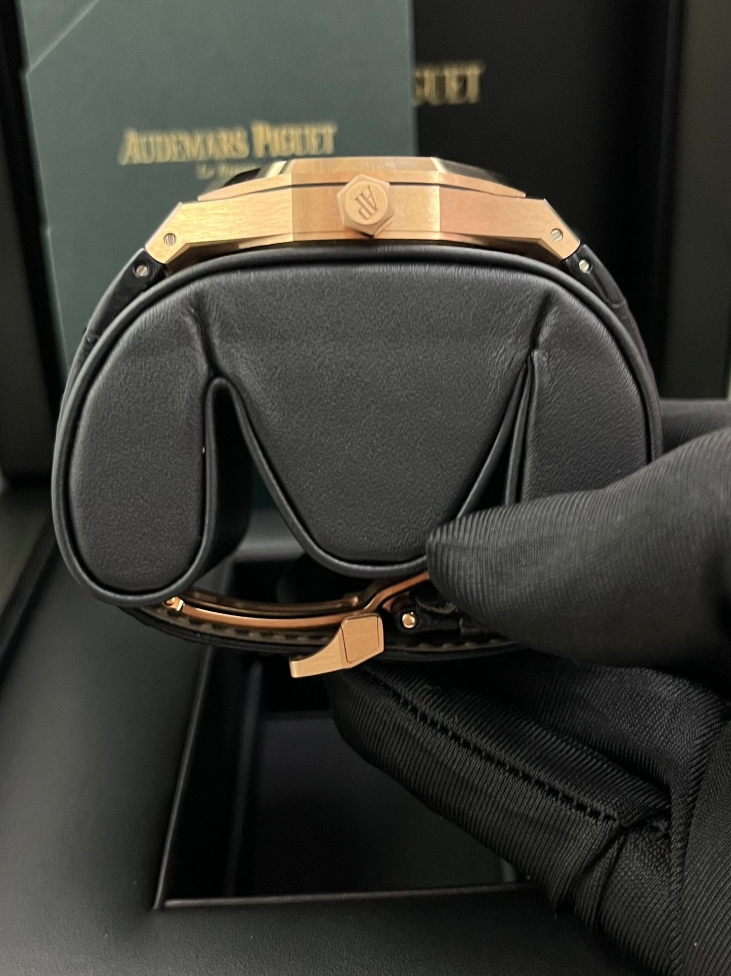 Audemars Piguet Royal Oak 41mm Rose Gold Black Dial 15510OR.OO.D002CR.02