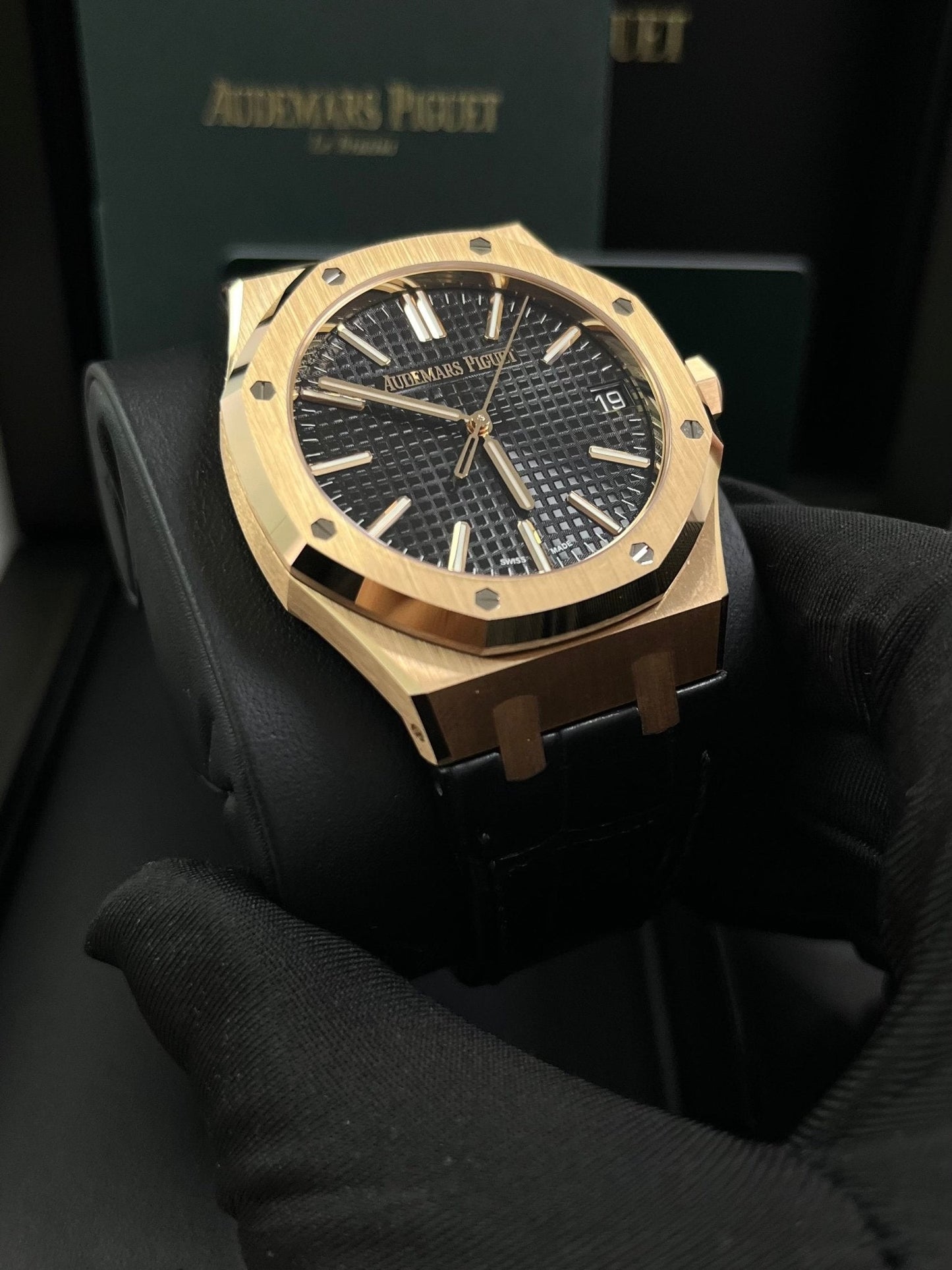 Audemars Piguet Royal Oak 41mm Rose Gold Black Dial 15510OR.OO.D002CR.02