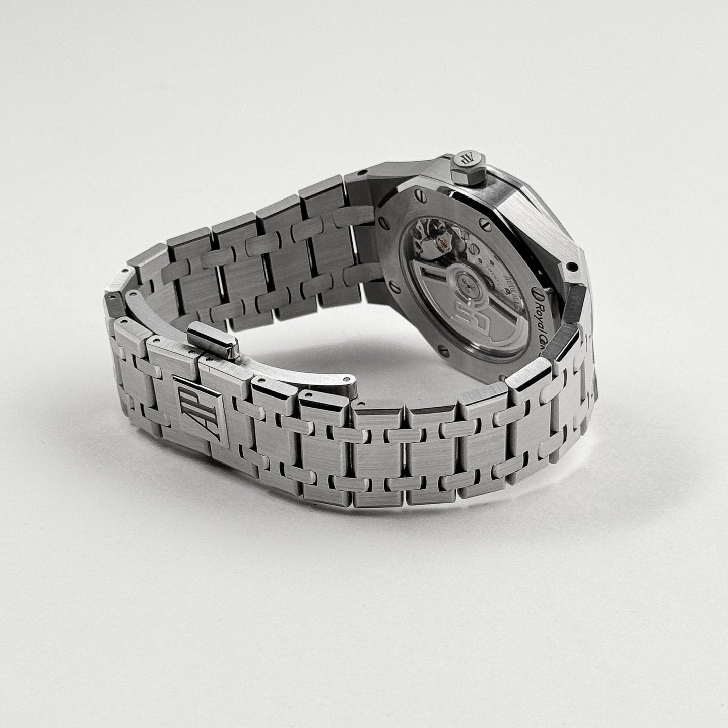 Audemars Piguet Royal Oak 77450ST.OO.1361.ST.01 ‘50th Anniversary’ Stainless Steel Silver-Toned Dial (2022)