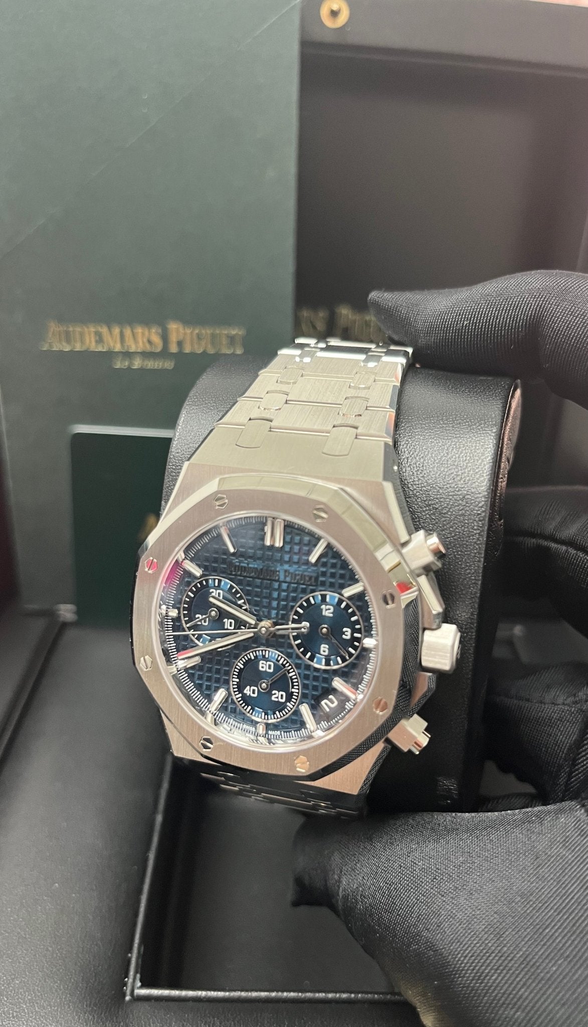 Audemars Piguet Royal Oak Chronograph Blue Index Dial 26240ST.OO.1320ST.05 deposit