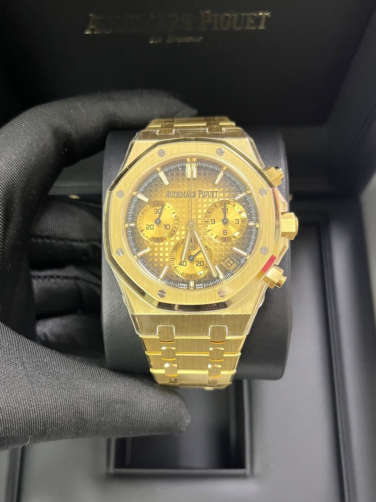 Audemars Piguet Royal Oak Chronograph Yellow Gold Smoked Champagne dial 26240BA.OO.1320BA.02