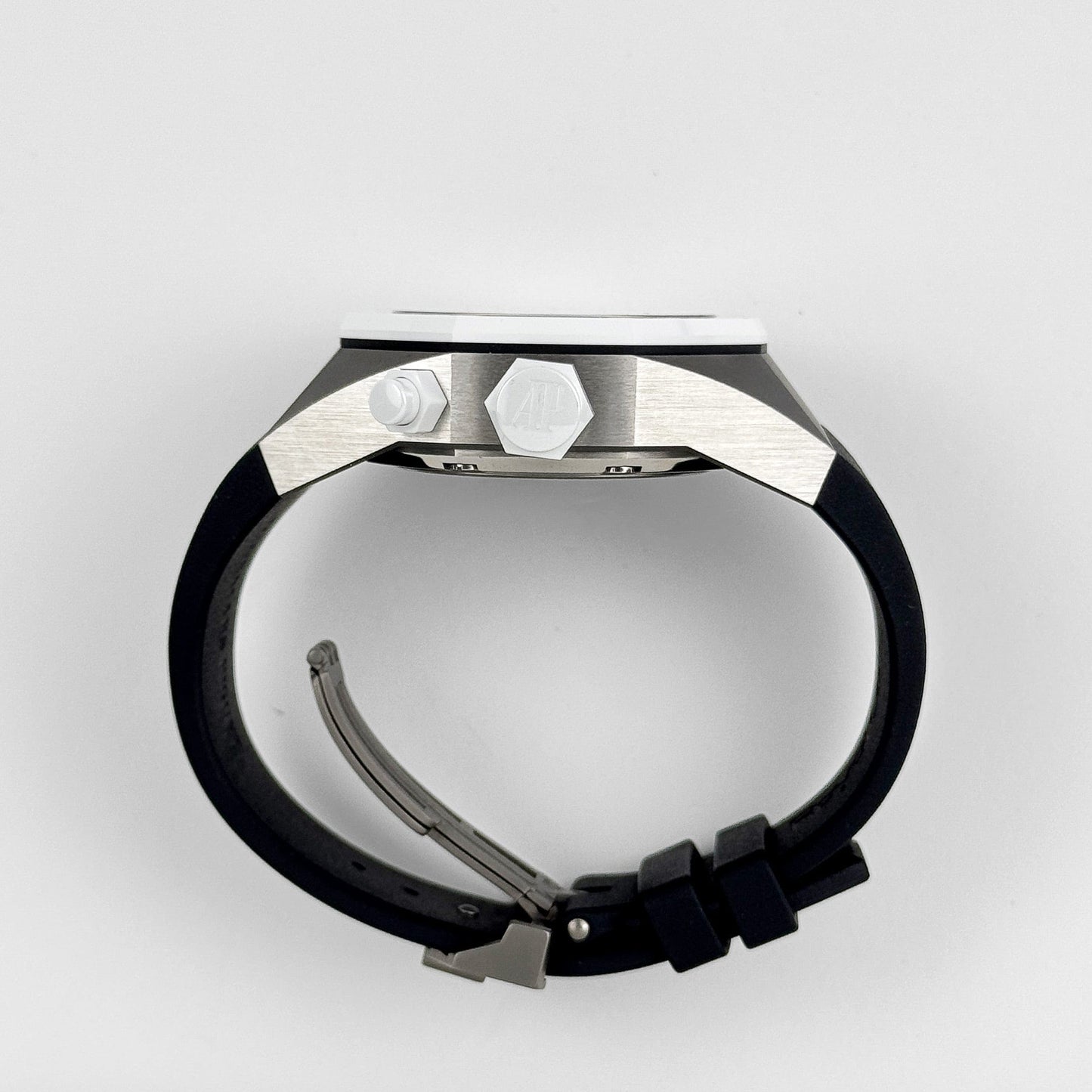 Audemars Piguet Royal Oak Concept 26580IO.OO.D010CA.01 Tourbillon GMT Titanium