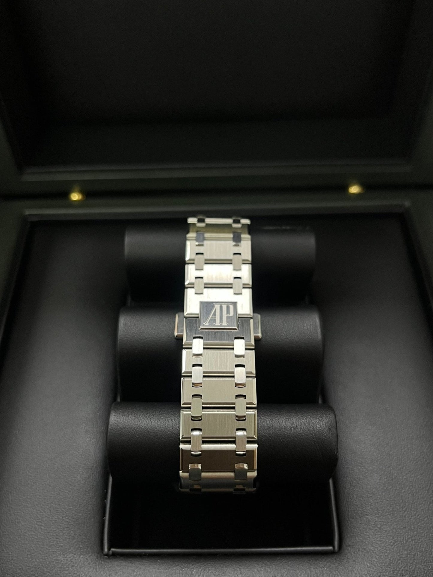 Audemars Piguet Royal Oak Jumbo "Jumbo" Extra-Thin Squelette "50TH ANNIVERSARY" Ref. 16204ST.OO.1240ST.01