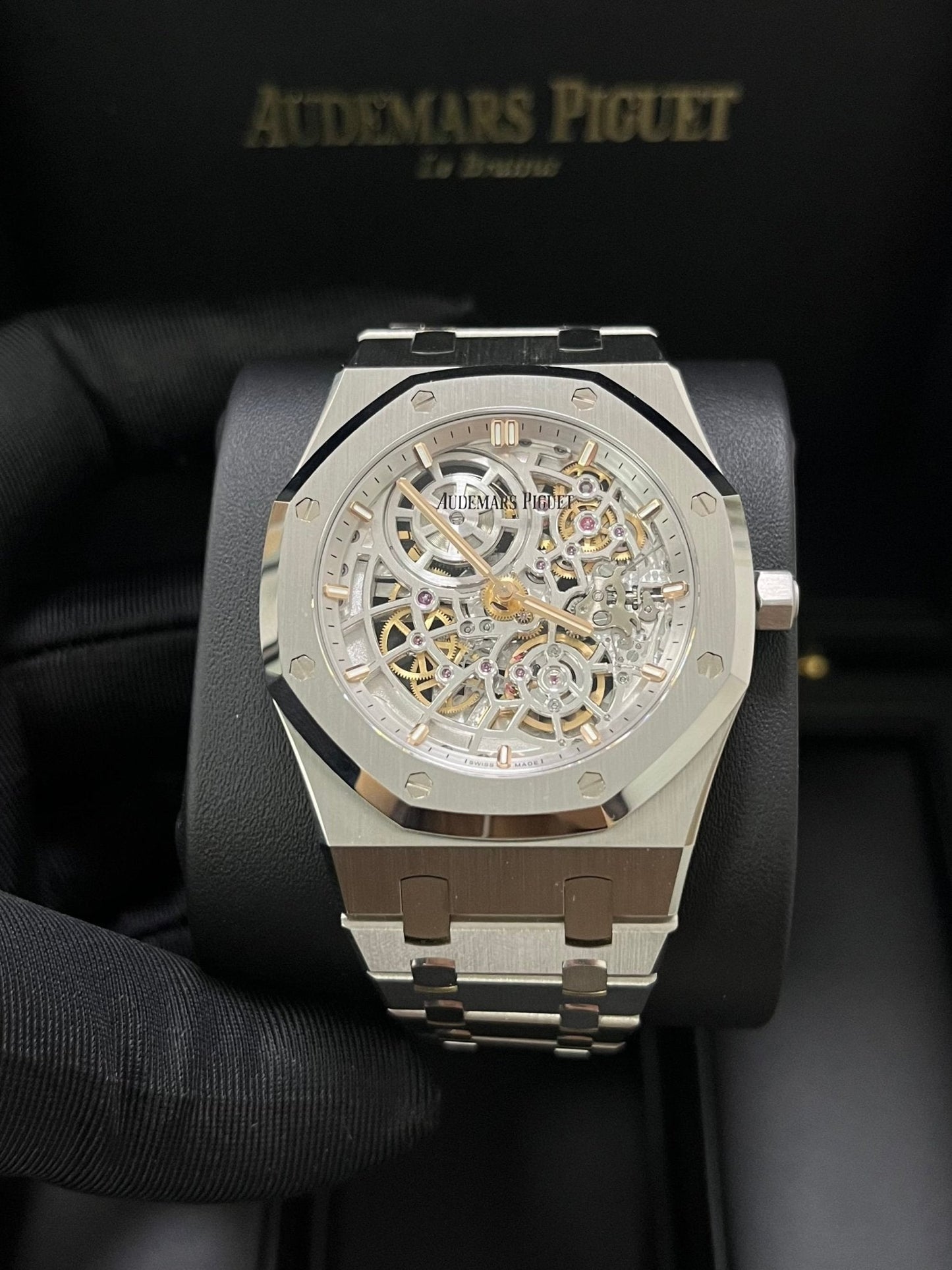 Audemars Piguet Royal Oak Jumbo "Jumbo" Extra-Thin Squelette "50TH ANNIVERSARY" Ref. 16204ST.OO.1240ST.01