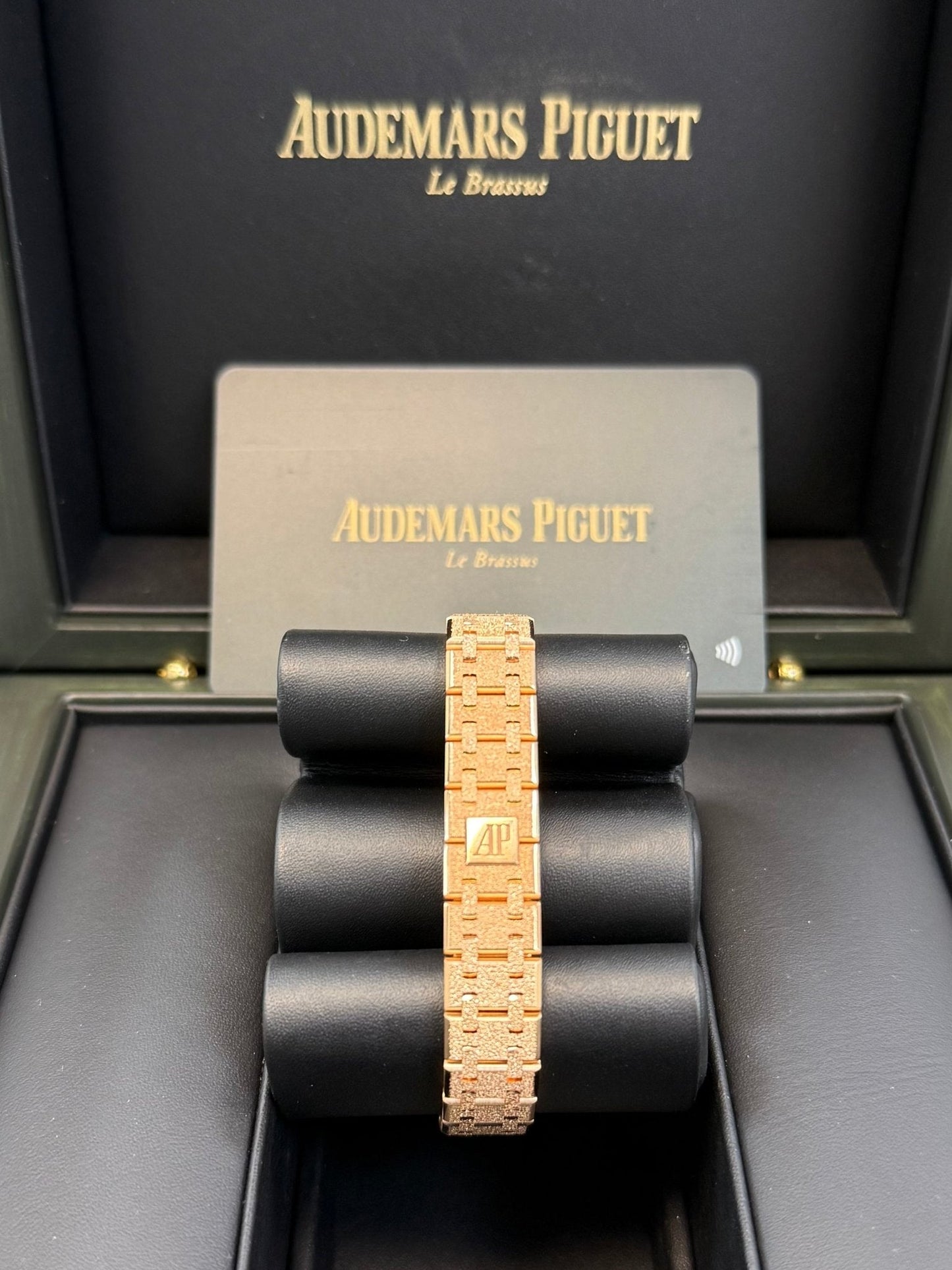 Audemars Piguet ROYAL OAK MINI FROSTED GOLD QUARTZ Ref. 67630OR.GG.1312OR.01