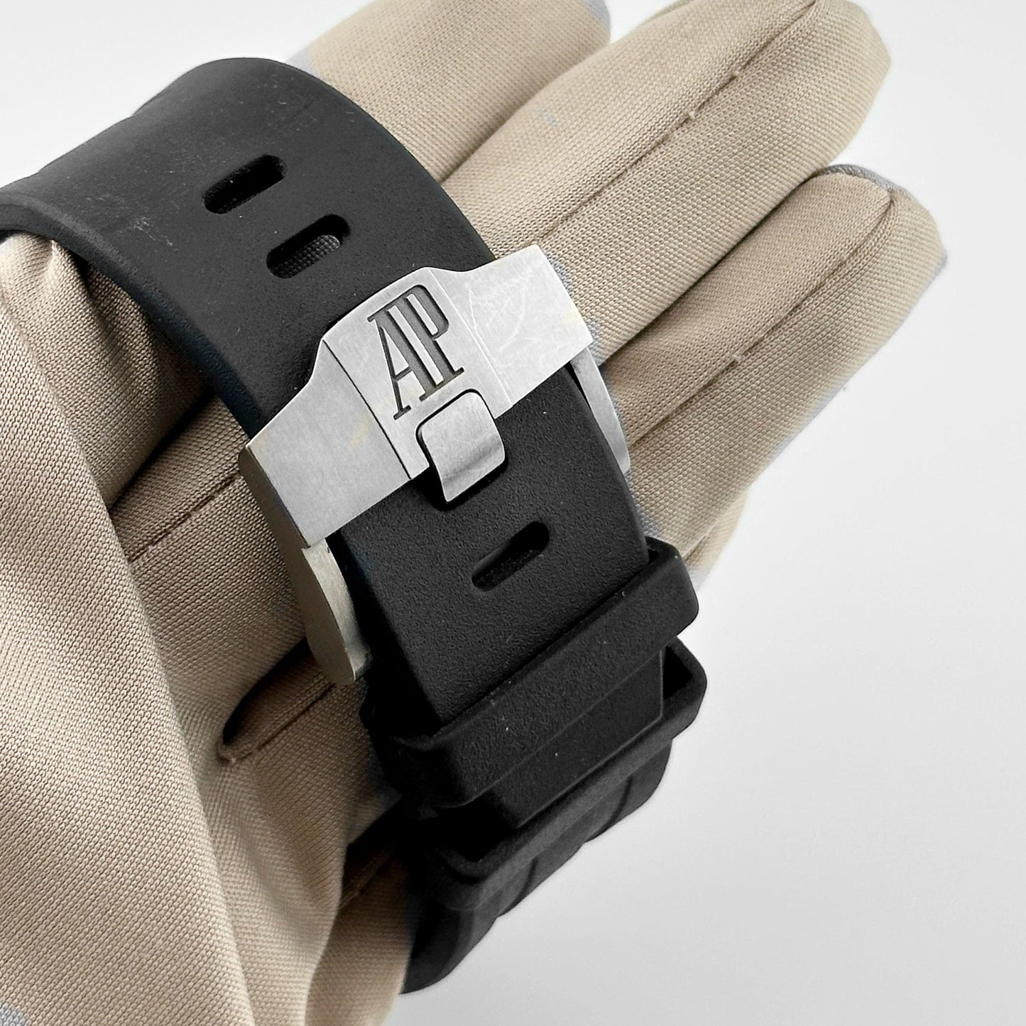 Audemars Piguet Royal Oak Offshore 26400AU.OO.A002CA.01 Chronograph Black Carbon