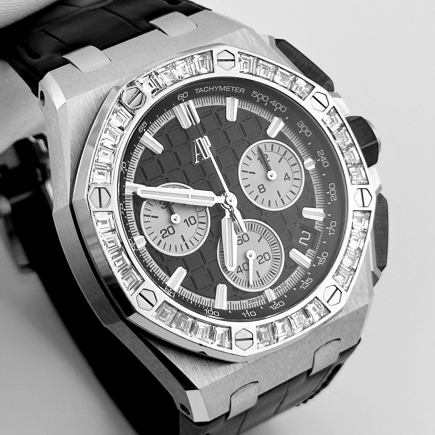 Audemars Piguet Royal Oak Offshore 26424BC.ZZ.D002CA.01 Chronograph White Gold Black Dial Diamond Bezel (2024)