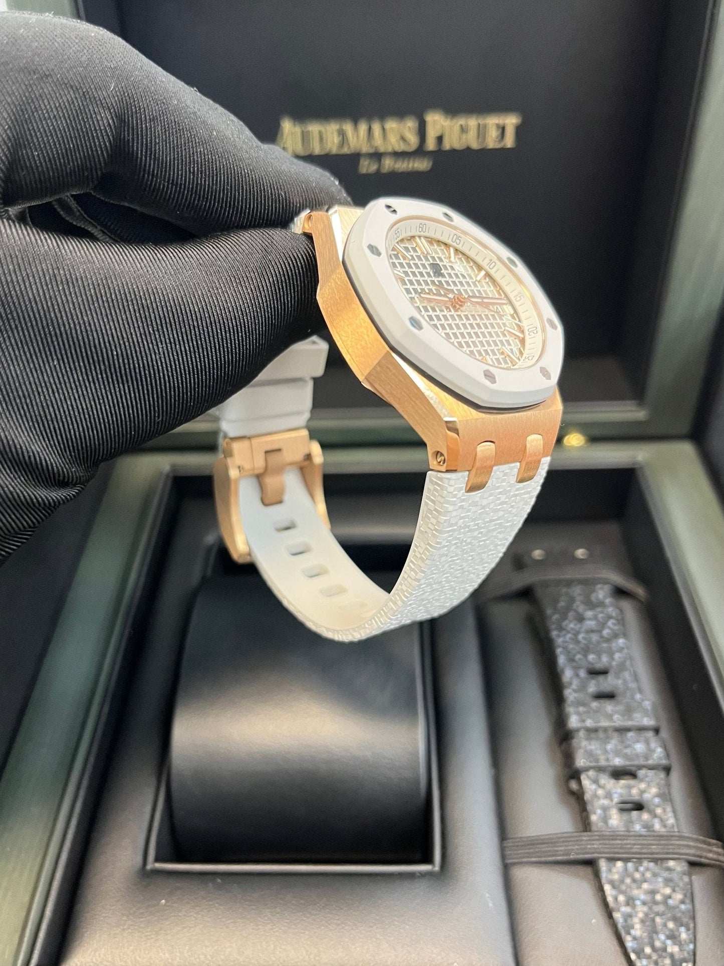 Audemars Piguet Royal Oak Offshore 77605OK.OO.A101CA.01