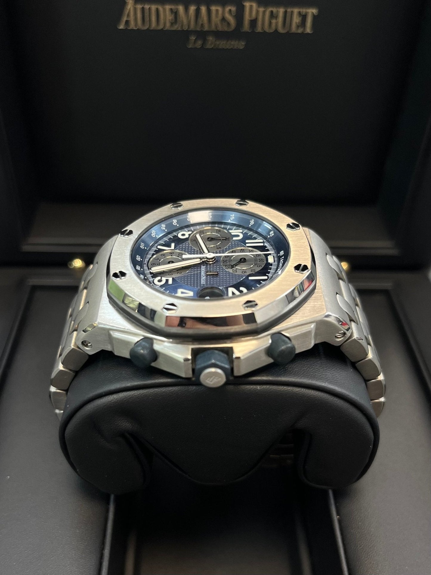 Audemars Piguet Royal Oak Offshore Chronograph 25721TI.OO.1000Ti.02